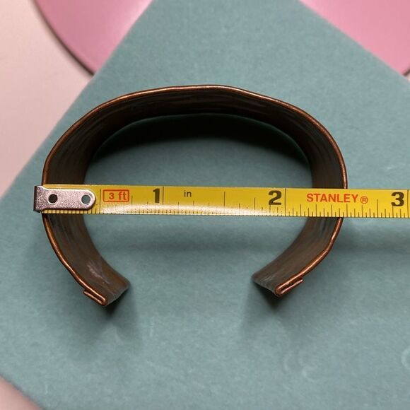 💛 Vintage Copper Cuff Bracelet - Picture 4 of 4
